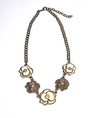 Cream & rhinestone flower statement necklace